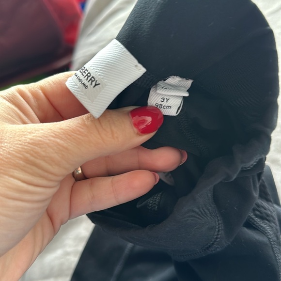 260.00 Burberry girls leggings tights outfit - Picture 3 of 4